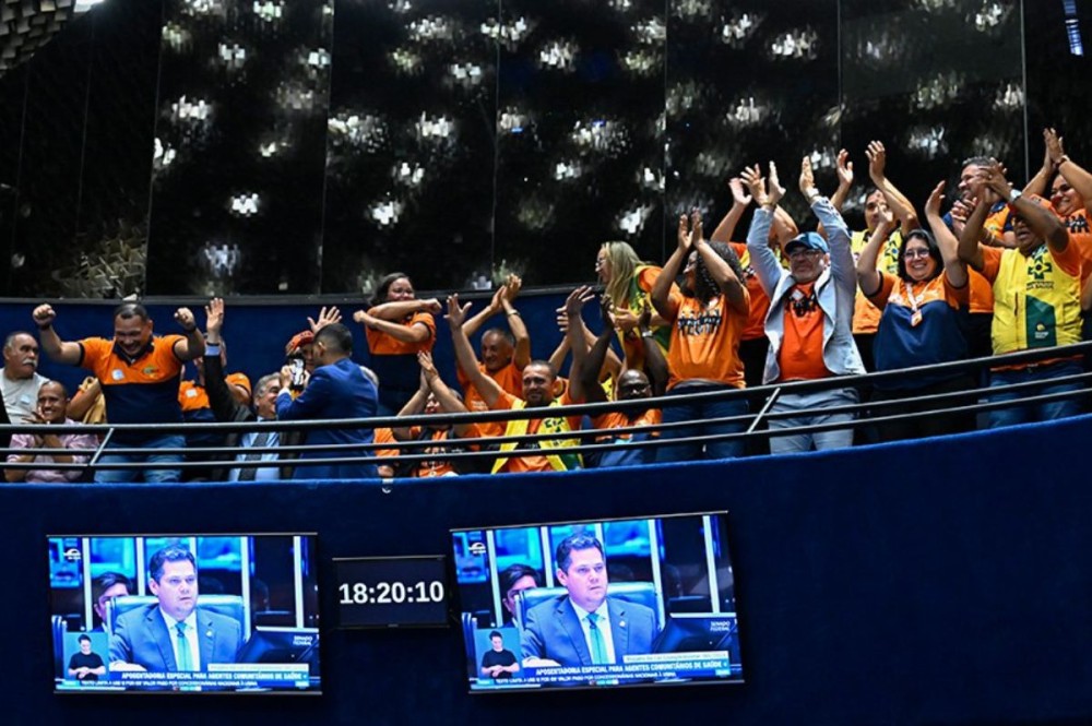 Agentes de saúde e de combate a endemias poderão se aposentar a partir de 50 anos de idade e 20 anos de carreira. (Crédito: Waldemir Barreto/Agência Senado)