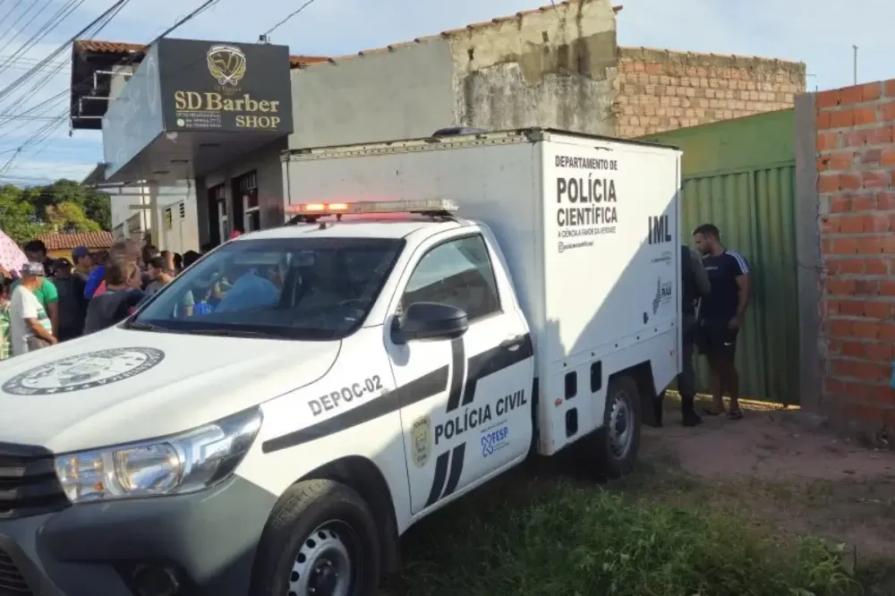 Jovem é baleado dentro no bairro Irmã Dulce (Foto: reprodução/Portal Clube News)