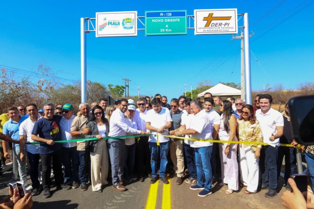 Inauguração de rodovia estadual em Valença. (Foto: Gabriel Torres)